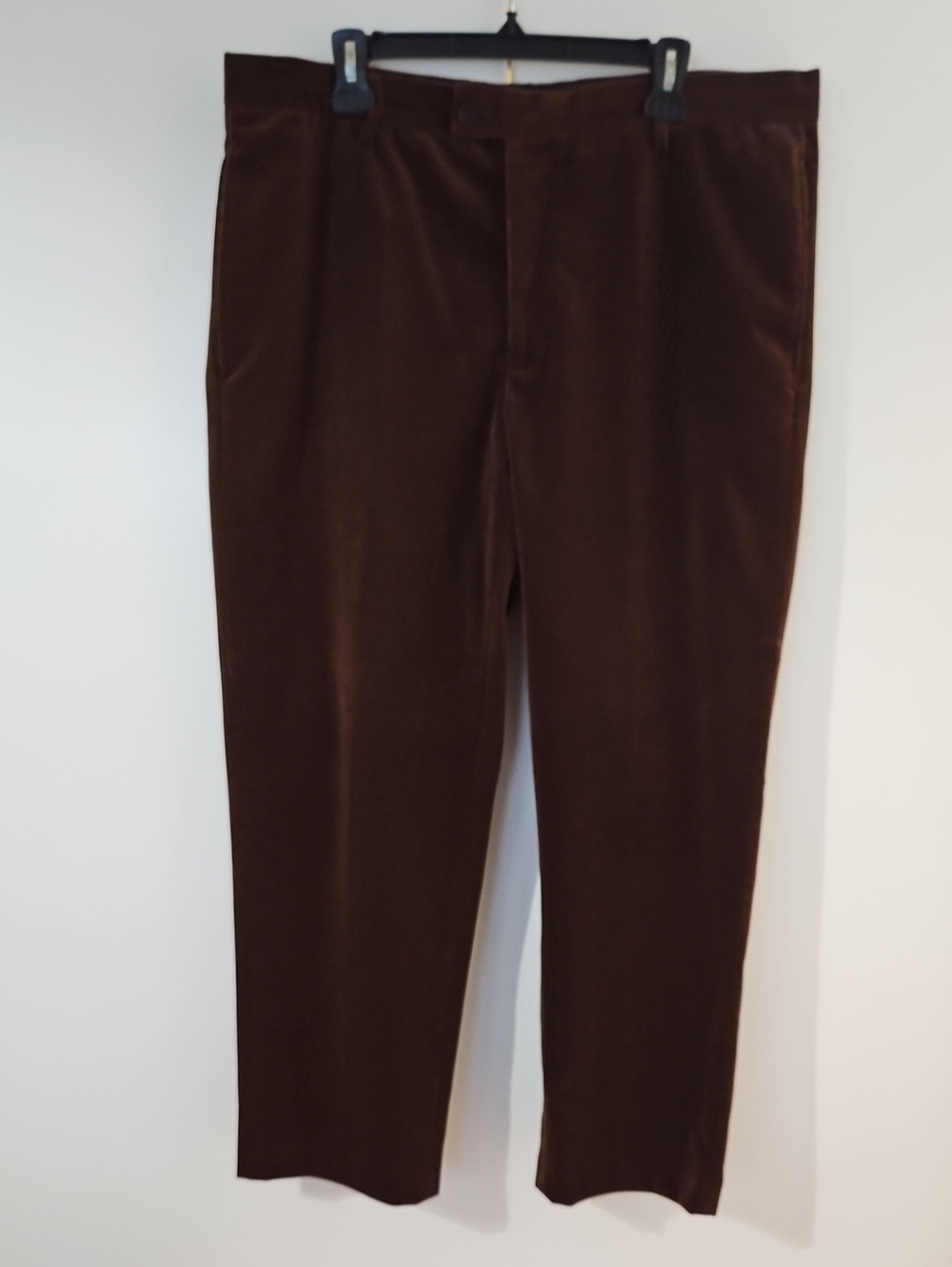 Men's Corduroy Straight-Leg Pants in Deep Brown With Leather Trimmed Back Pocket